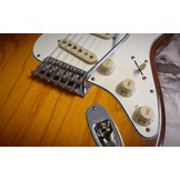 Vox Humana  ST-Relic Custom Guitar Aged 3-Tone Sunburst