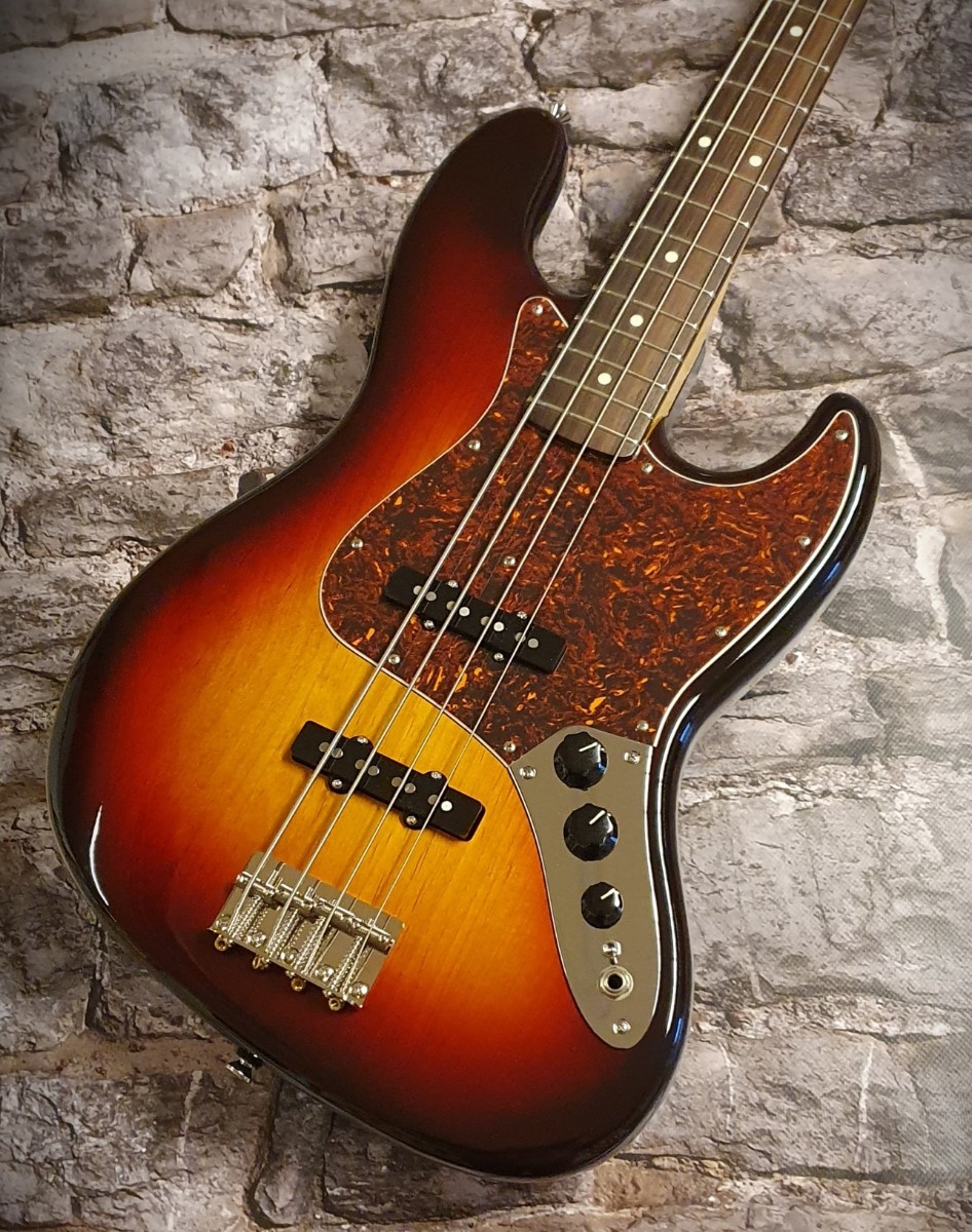 GROWLER Vox Humana Designed JB-Classic Bass Sunburst
