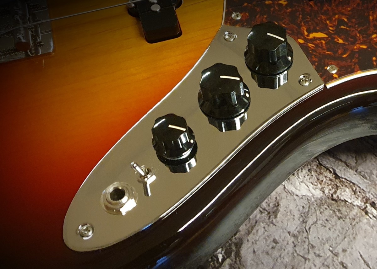 GROWLER Vox Humana Designed Jazz Bass Sunburst