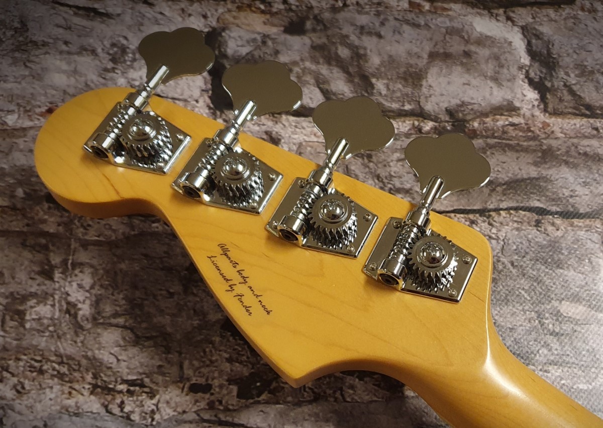 GROWLER Vox Humana Designed Jazz Bass Olympic White with Bound Neck