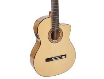 Salvador Cortez CF55CE Classic Electric Flamenco Guitar