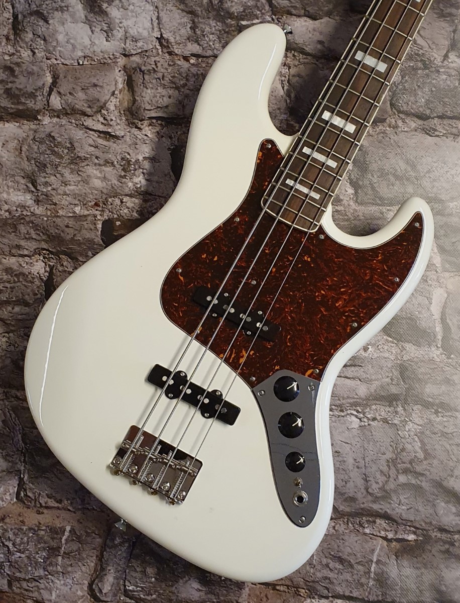 GROWLER Vox Humana Designed JB-Classic Bass Olympic White with Bound Neck