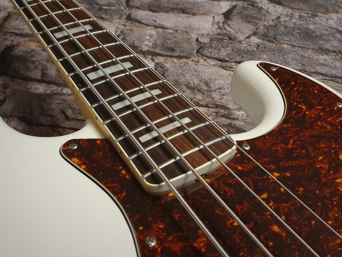 GROWLER Vox Humana Designed Jazz Bass Olympic White with Bound Neck