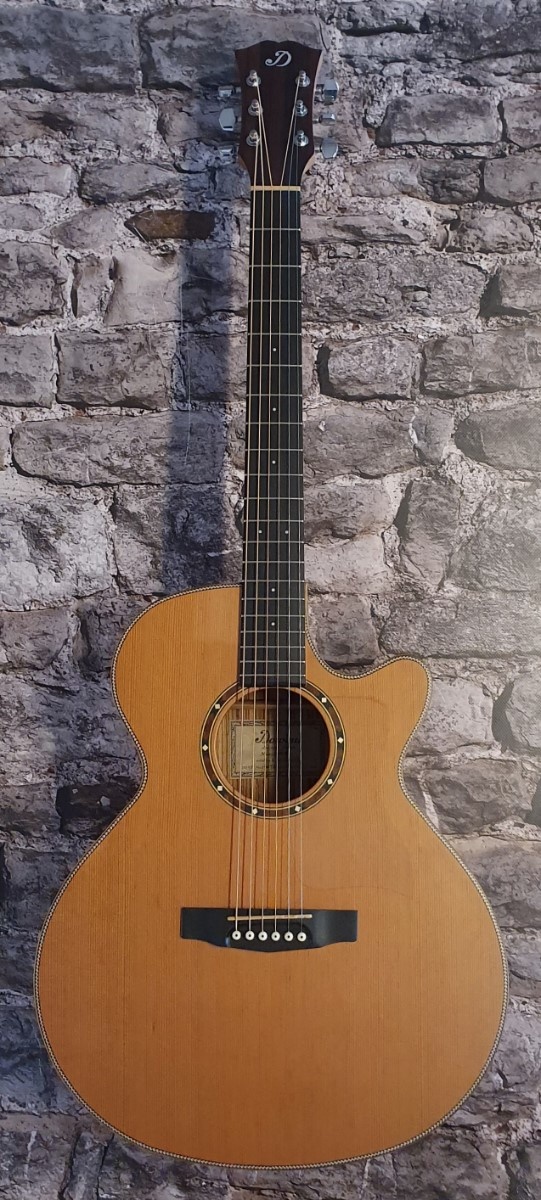 Dowina Danubius GAC-DS Akoestische gitaar