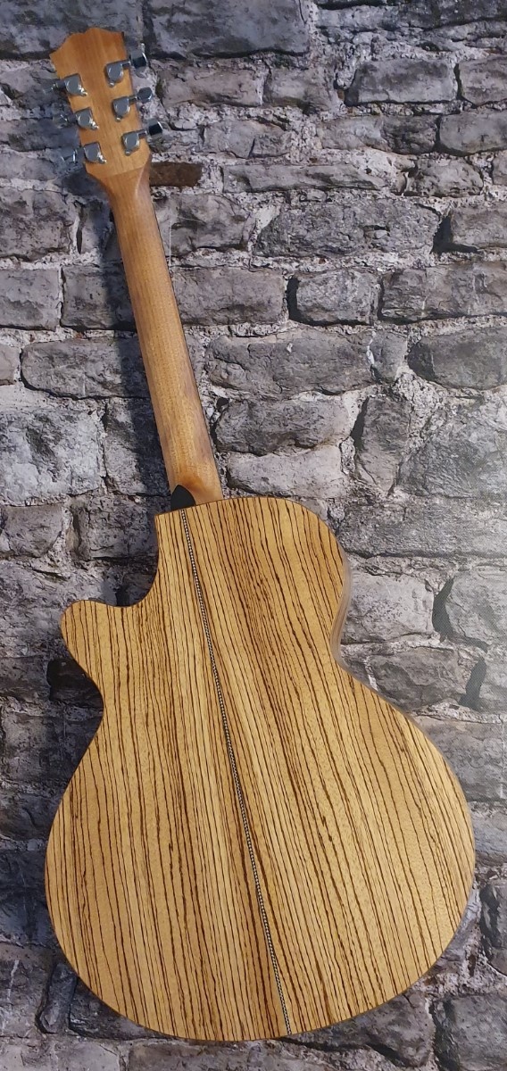 Dowina Danubius GAC-DS Akoestische gitaar