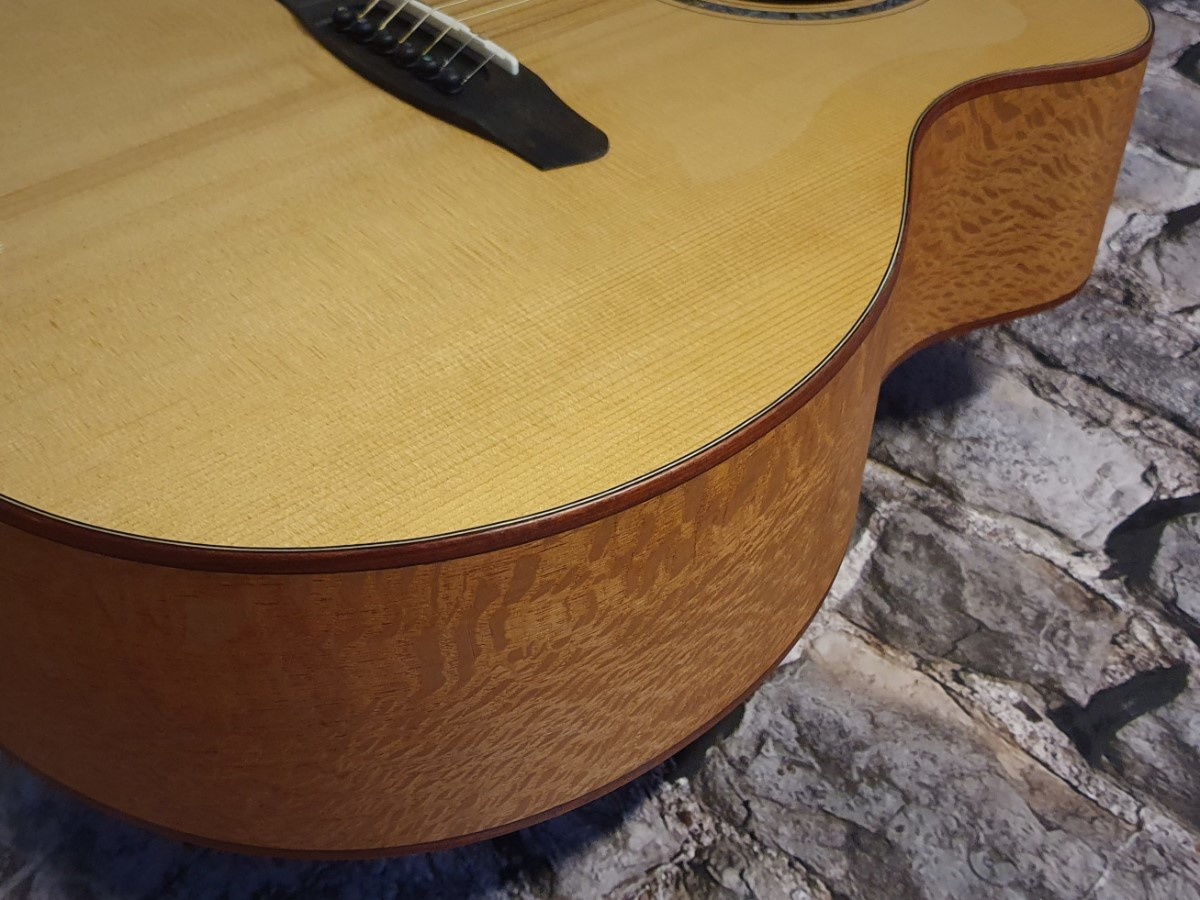 Dowina Lacewood GAC-DS Akoestische Gitaar met koffer