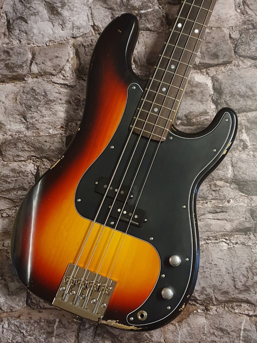 Vox Humana PB-Custom Bass Sunburst Relic