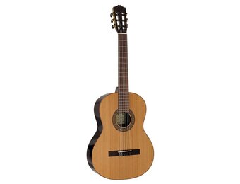 Salvador Cortez Iberia Lola C Classic Guitar