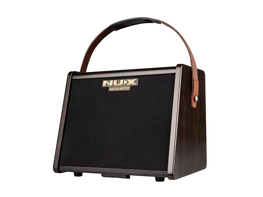 NUX AC25 acoustic guitar amp 25 watt oplaadbaar