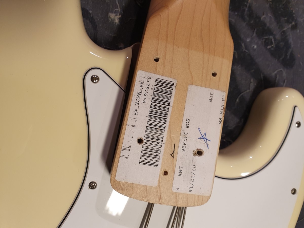 G&L Fullerton Deluxe JB Occasion (2016) with case