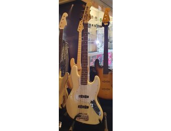 G&L Fullerton Deluxe JB Occasion (2016) with case