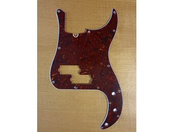 WD Precision Bass pickguard brown tortoise 4ply