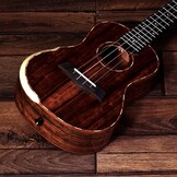 Barnes & Mullins BMUK5C Concert Ukulele Walnut