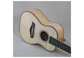 Kauai Ukelele Concert Maple