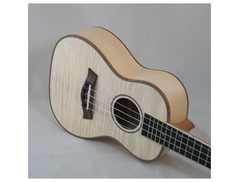 Kauai Ukelele Concert Maple