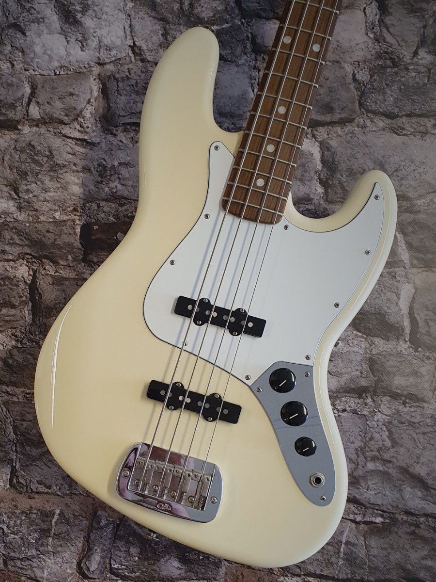 G&L Fullerton Deluxe Jazz Bass Occasion (2016) with case
