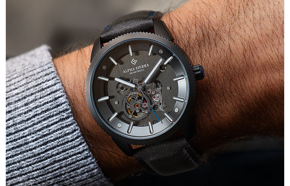 Alpha Sierra Heartbeat B101 - Zwart/Blauw - Herenhorloge -Ø 43.5mm
