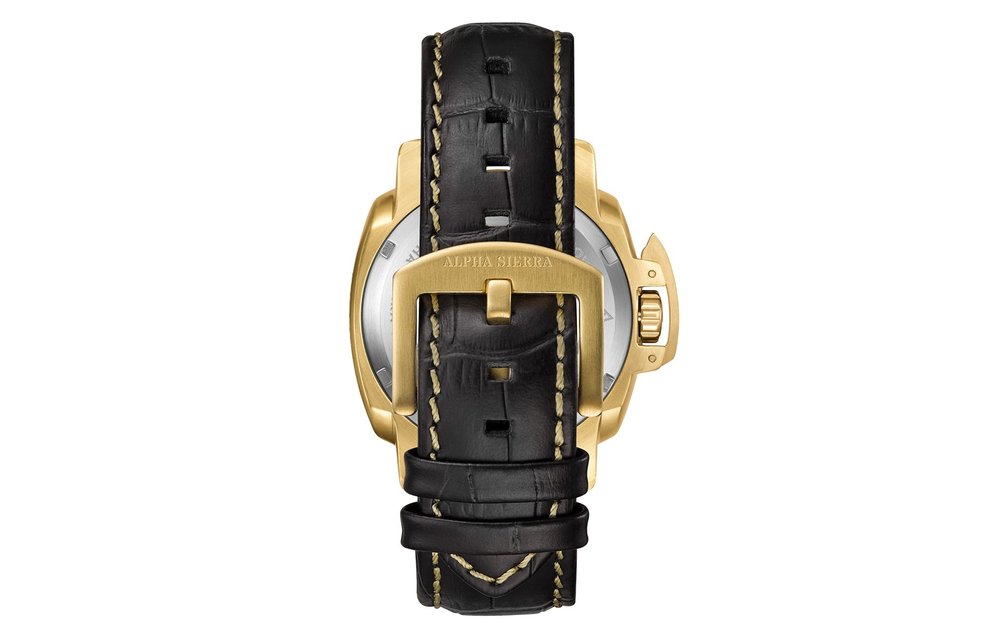 Alpha Sierra Phantom F4-G103 - Goudkleurig - Zwarte leren band - Herenhorloge -Ø 44 mm