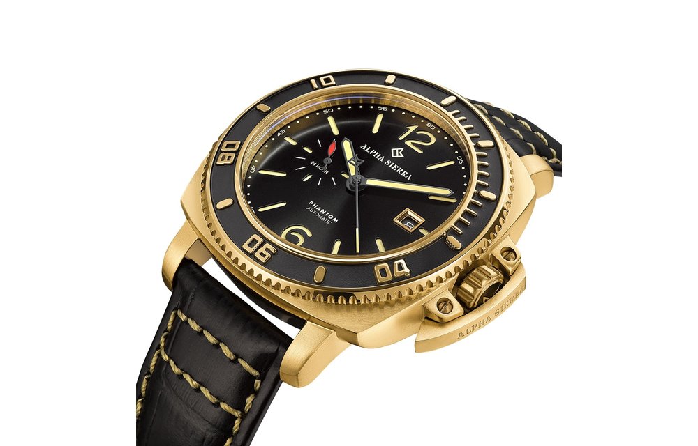 Alpha Sierra Phantom F4-G103 - Goudkleurig - Zwarte leren band - Herenhorloge -Ø 44 mm