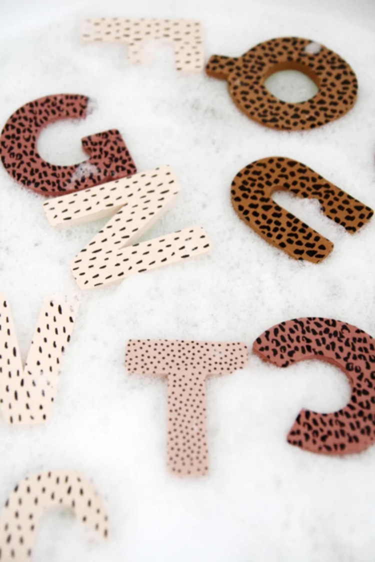 VanPauline Bath Letters in bewaarzak (pink)