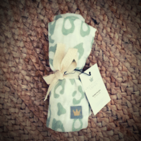 Sweet little crown Bamboo swaddle M - Panther