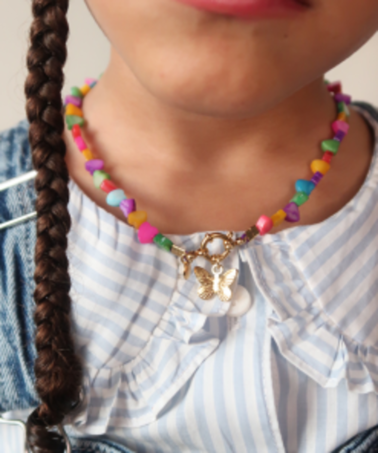 LOVEissue Necklace Seashelly hearts colorful