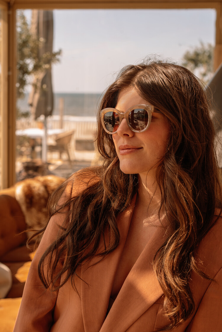 Ikki Ikki zonnebril 41-3 - transparant taupe