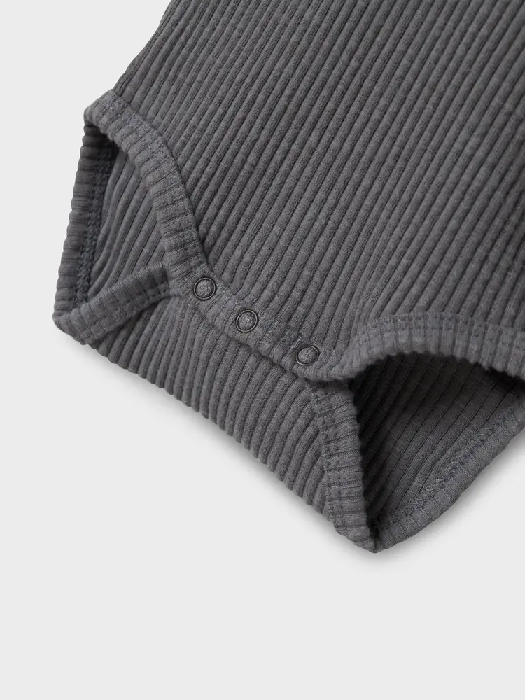 Lil'Atelier Baby Rajo slim body - Poppy Seed