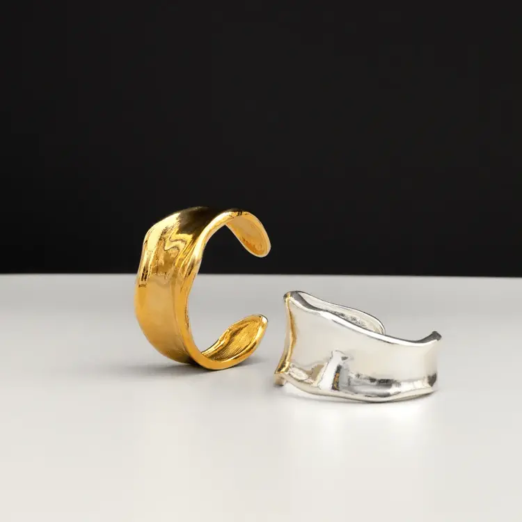 Orelia Statement organic Molton Metal C Gold