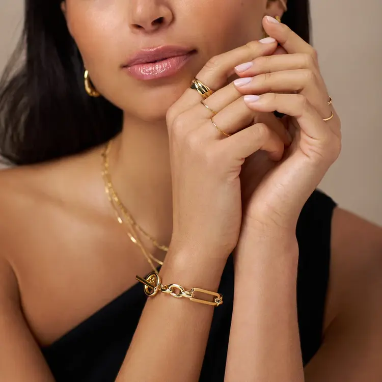 Rectangular link T-bar Bracelet - gold pl