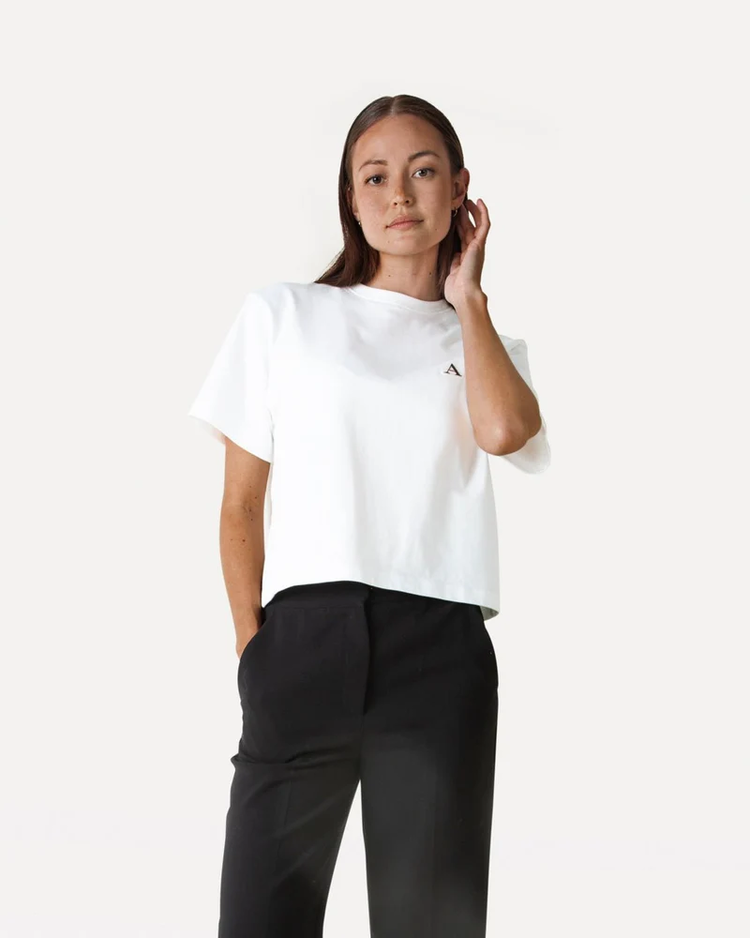 Another Label Gina Amsterdam Tee - Offwhite