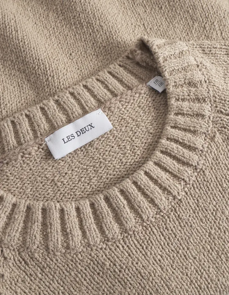 Les Deux Brad Roundneck Knit - Dark Sand