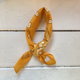 Bandana - geel/wit hartje