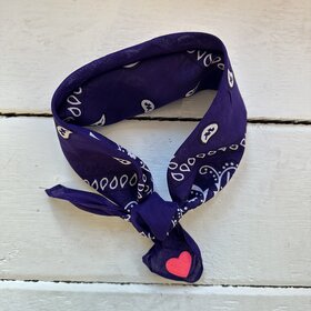 Bandana - paars/fel roze hartje