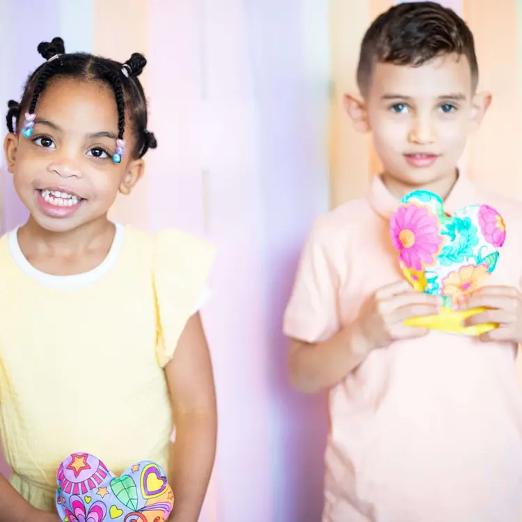 Ara Créative Opblaasbare kleurplaat - Hartjes