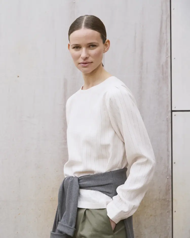 esmé studios Malika Boatneck Blouse - Perfectly Pale