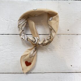 Bandana - beige/oranje hartje