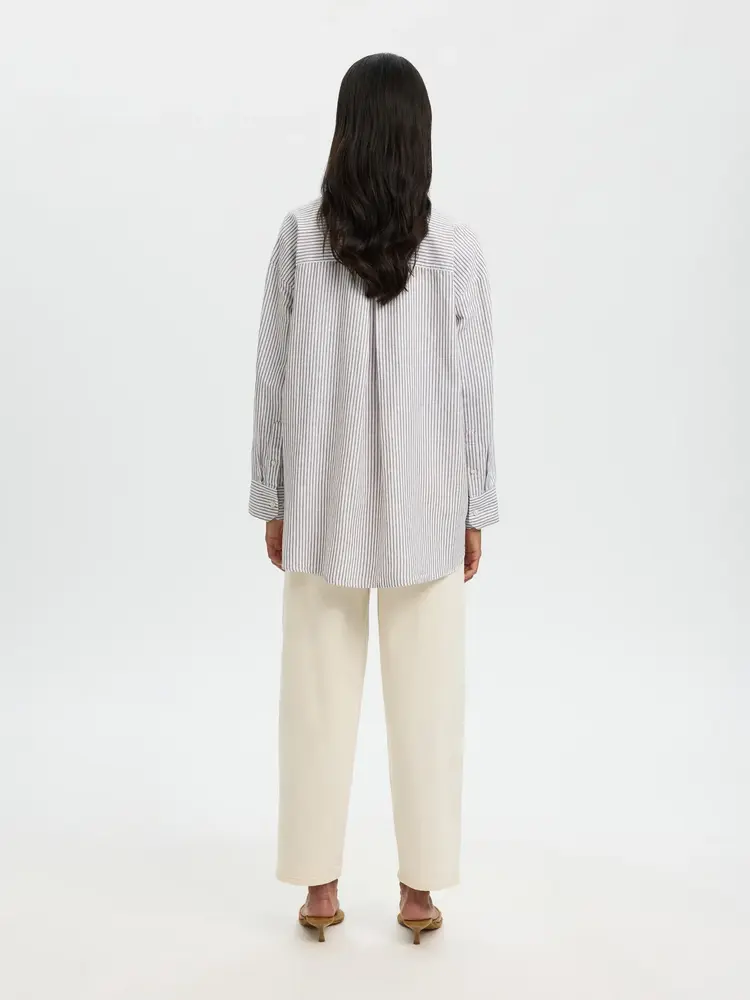 Selected Cleo Oversize Linen Blouse - White/Chocolate