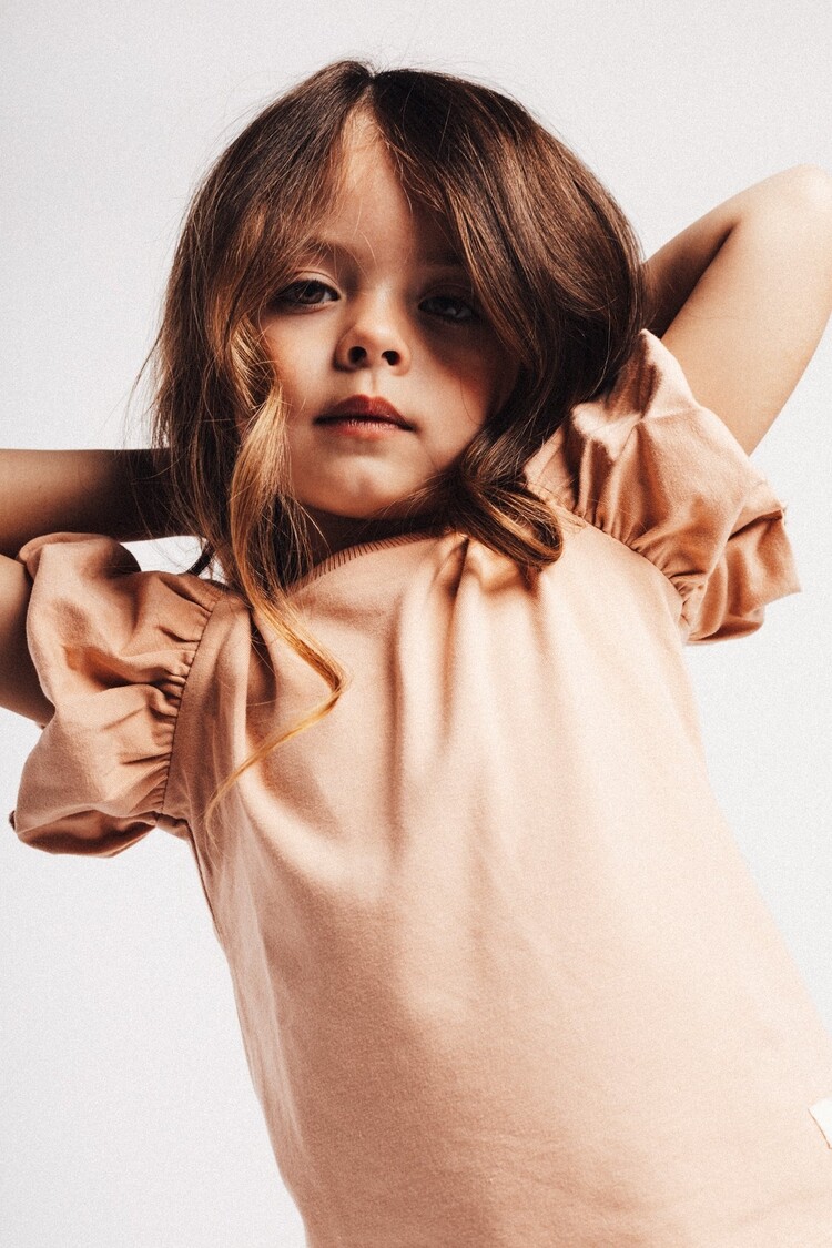 Baje studio Valencia Shortsleeve - Rose Cafe