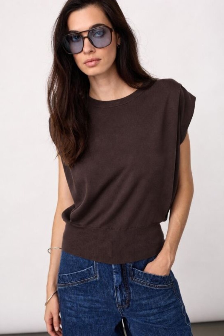 Co'Couture Lue Wing Knit Vest - Dark Brown