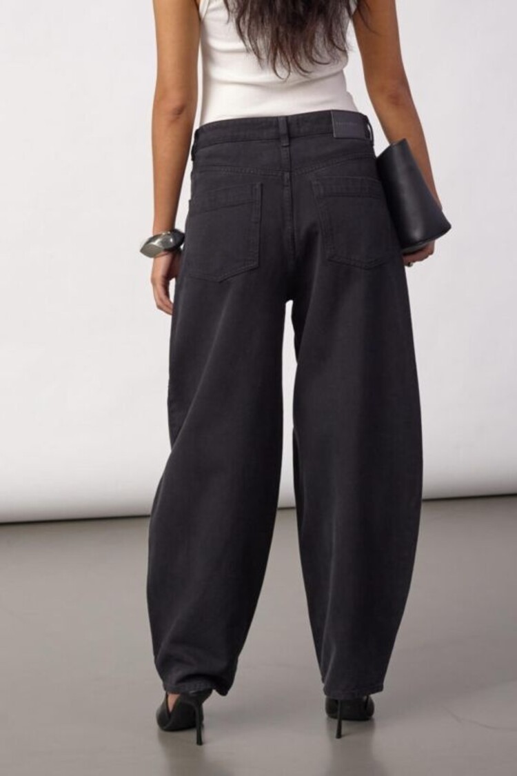 Co'Couture Akira Barrel Pant - Black