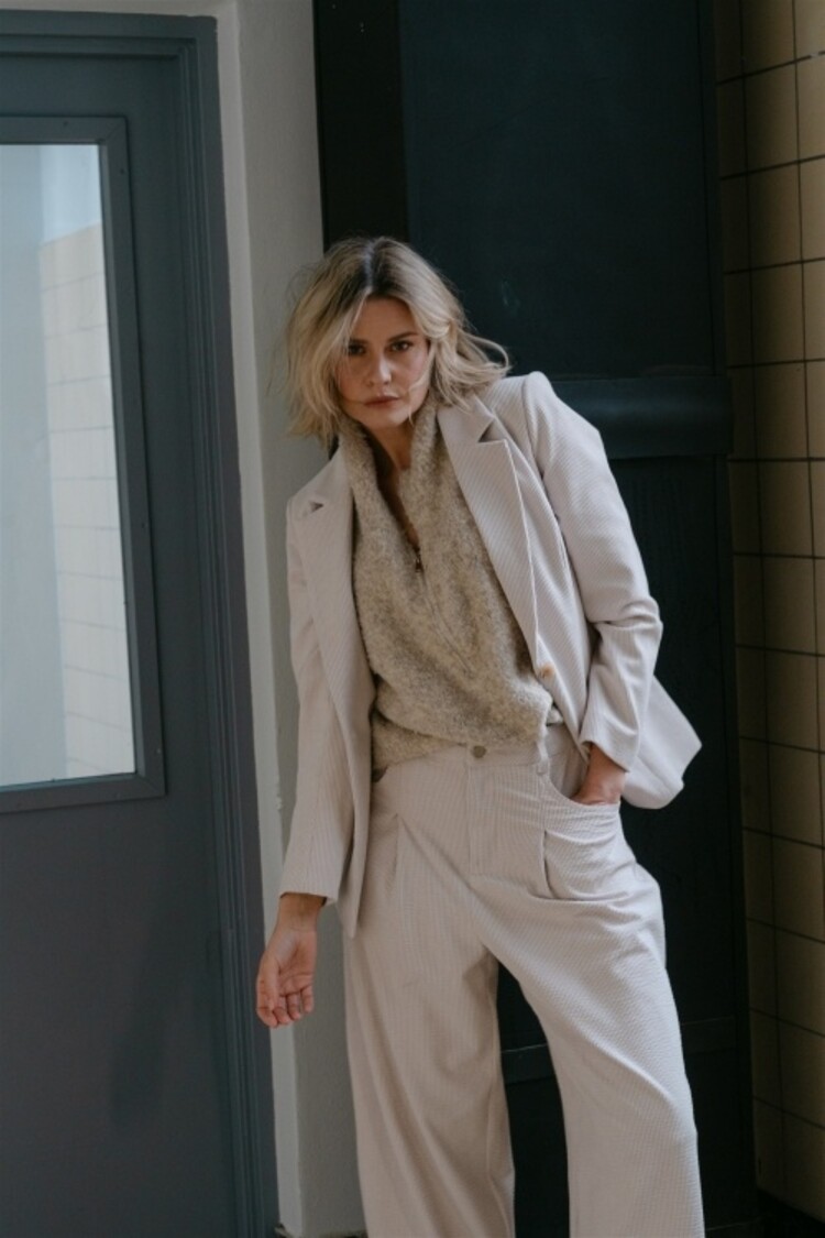 Aimée The Label Loira Waistcoast - Sand Melange