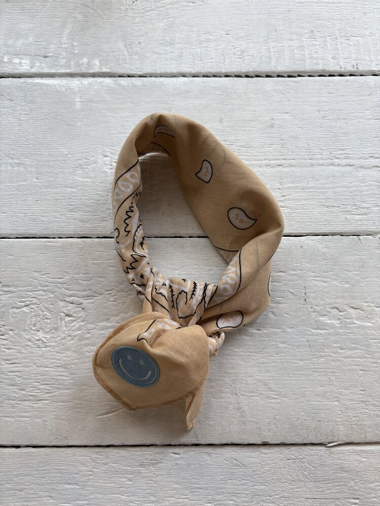 bandana - beige/ licht blauw smiley