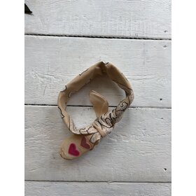 Bandana - beige - licht roze/fel roze hartje