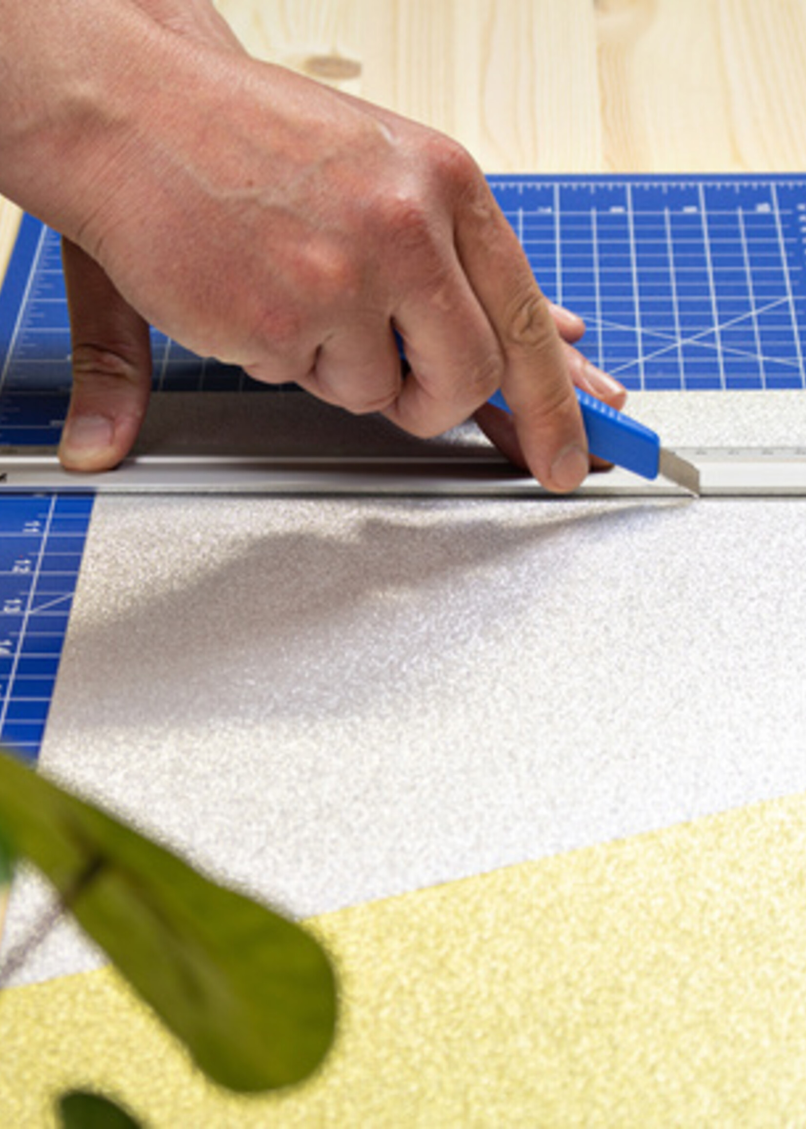 Westcott Cutter Westcott Office 9mm bouton sur glissière plastique bleu