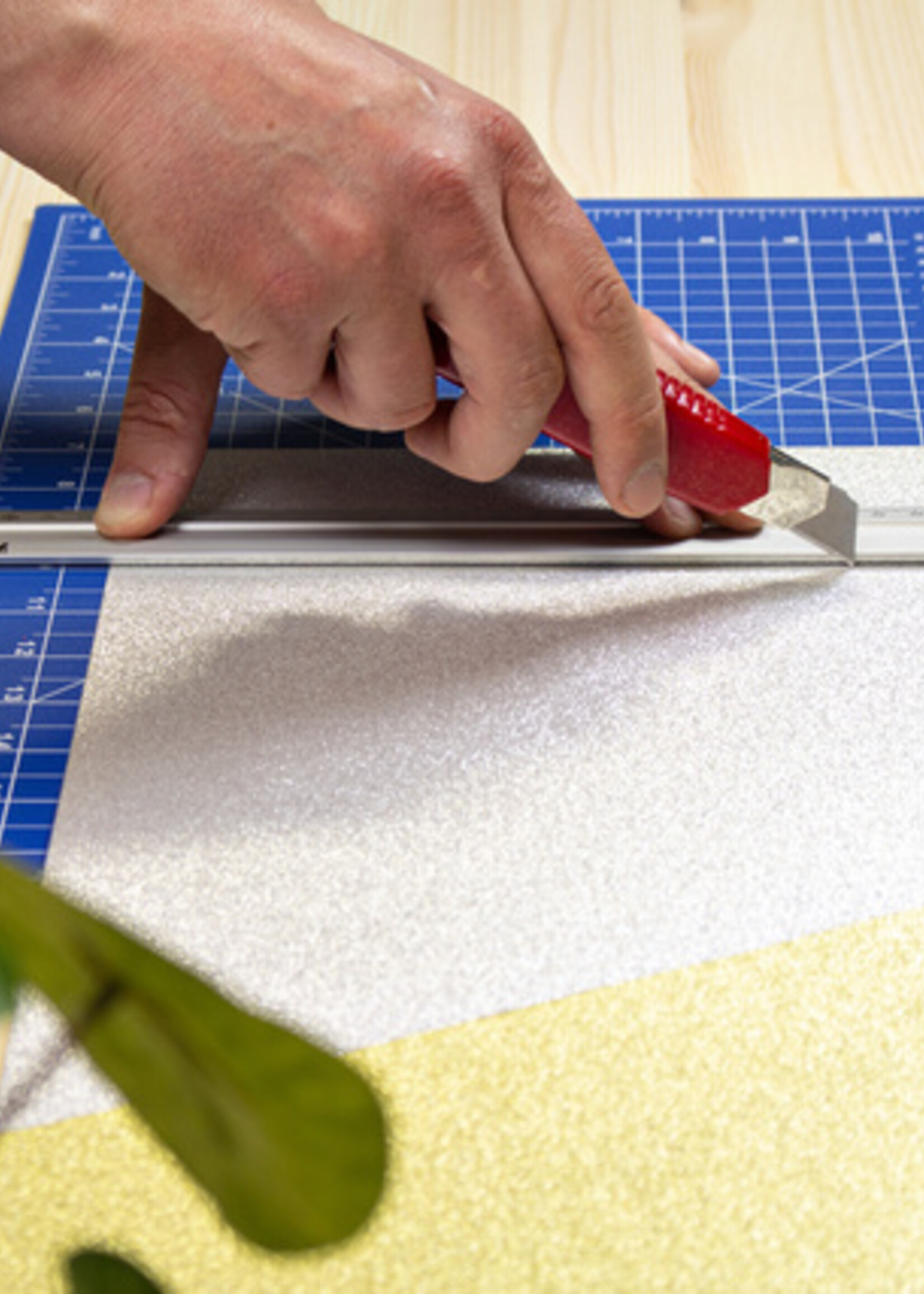 Westcott Snijmes Westcott premium 18mm met schuifsluiting rood