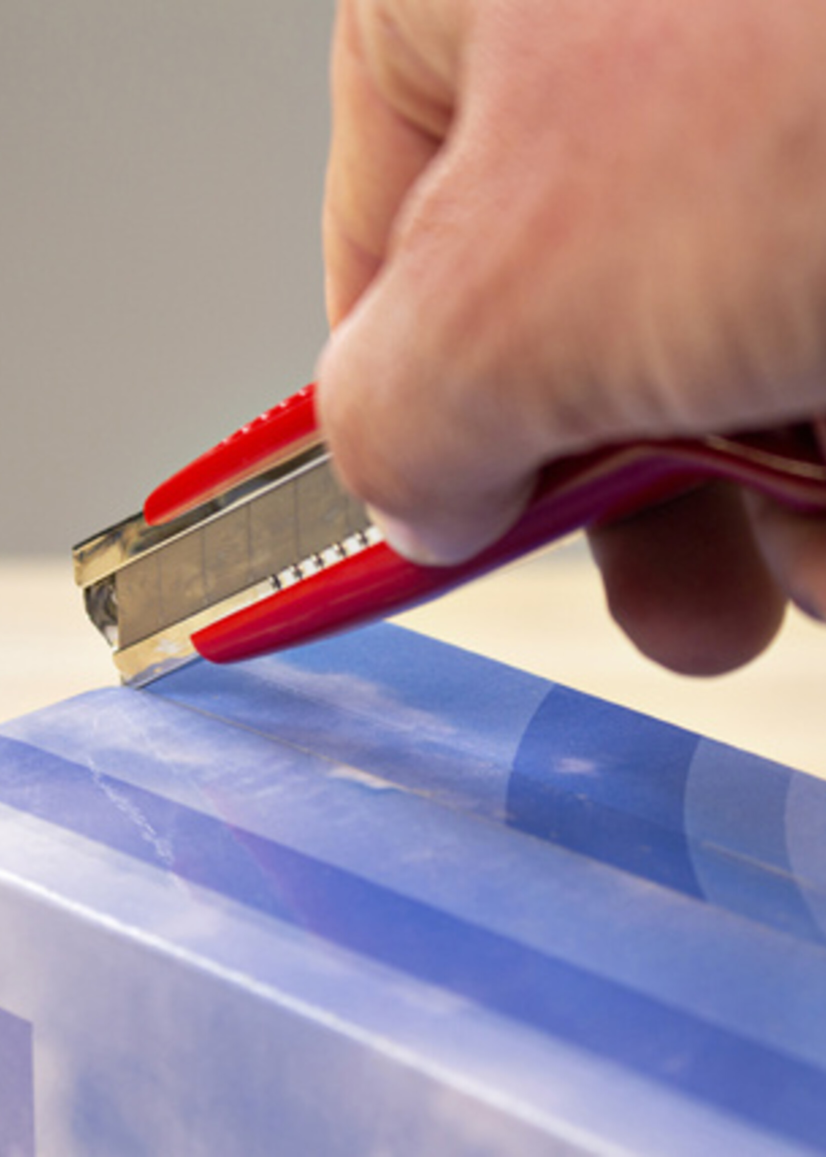 Westcott Snijmes Westcott premium 18mm met schuifsluiting rood