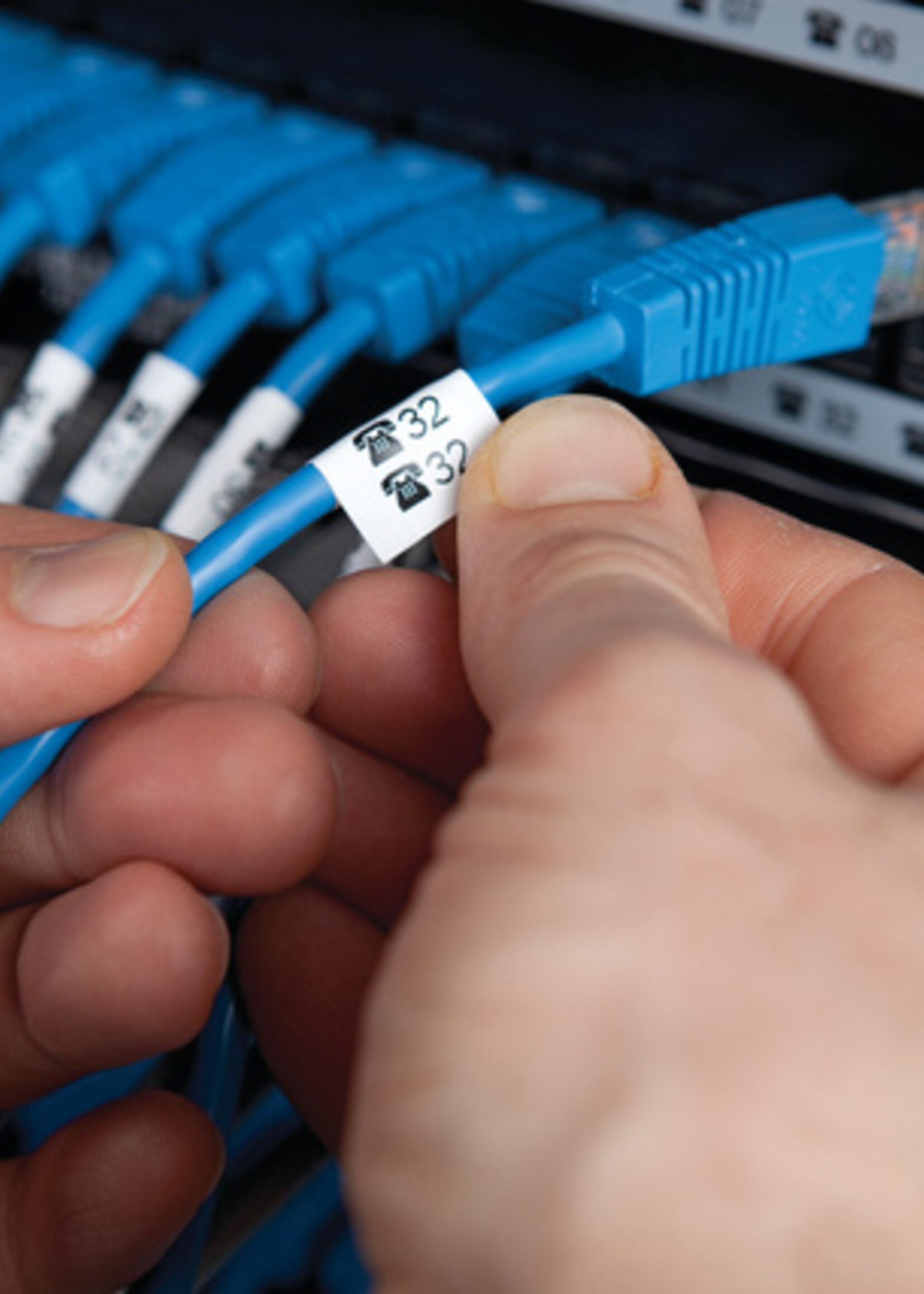 Dymo Ruban Dymo 16957 D1 718040 12mmx3,5m nylon noir sur blanc