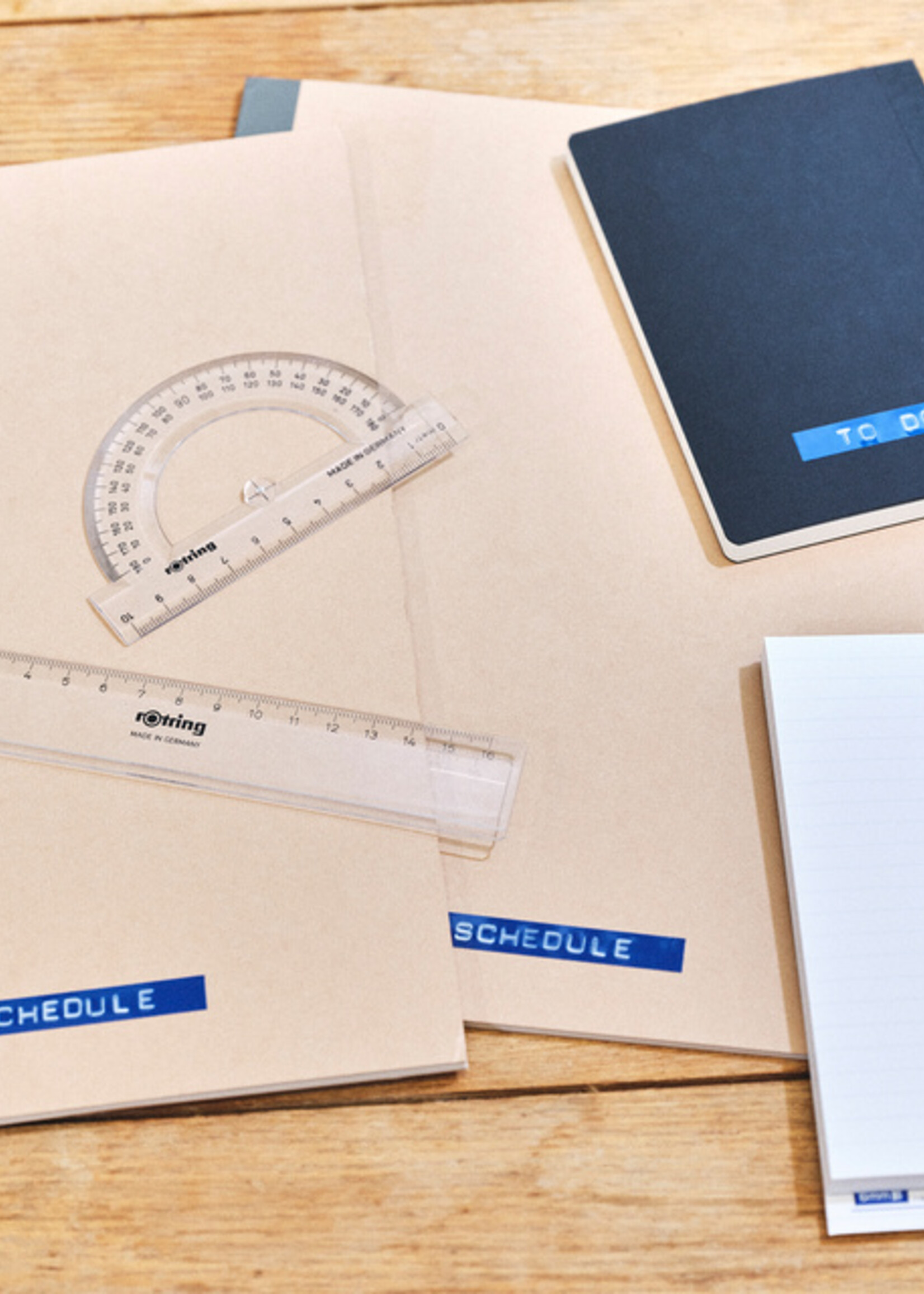 Dymo Ruban Dymo rouleau 9mmx3m vinyl brillant assorti