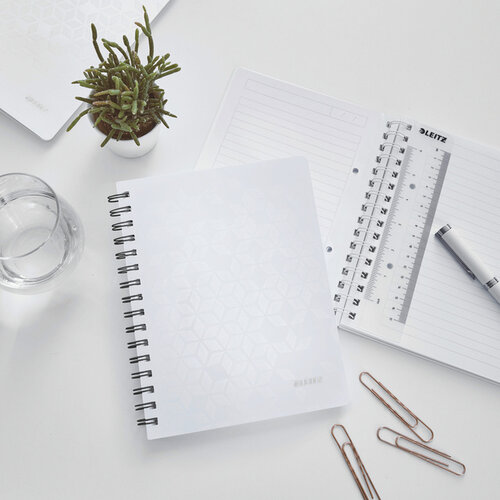 Leitz Cahier de notes Leitz WOW A5 ligné spirale PP blanc